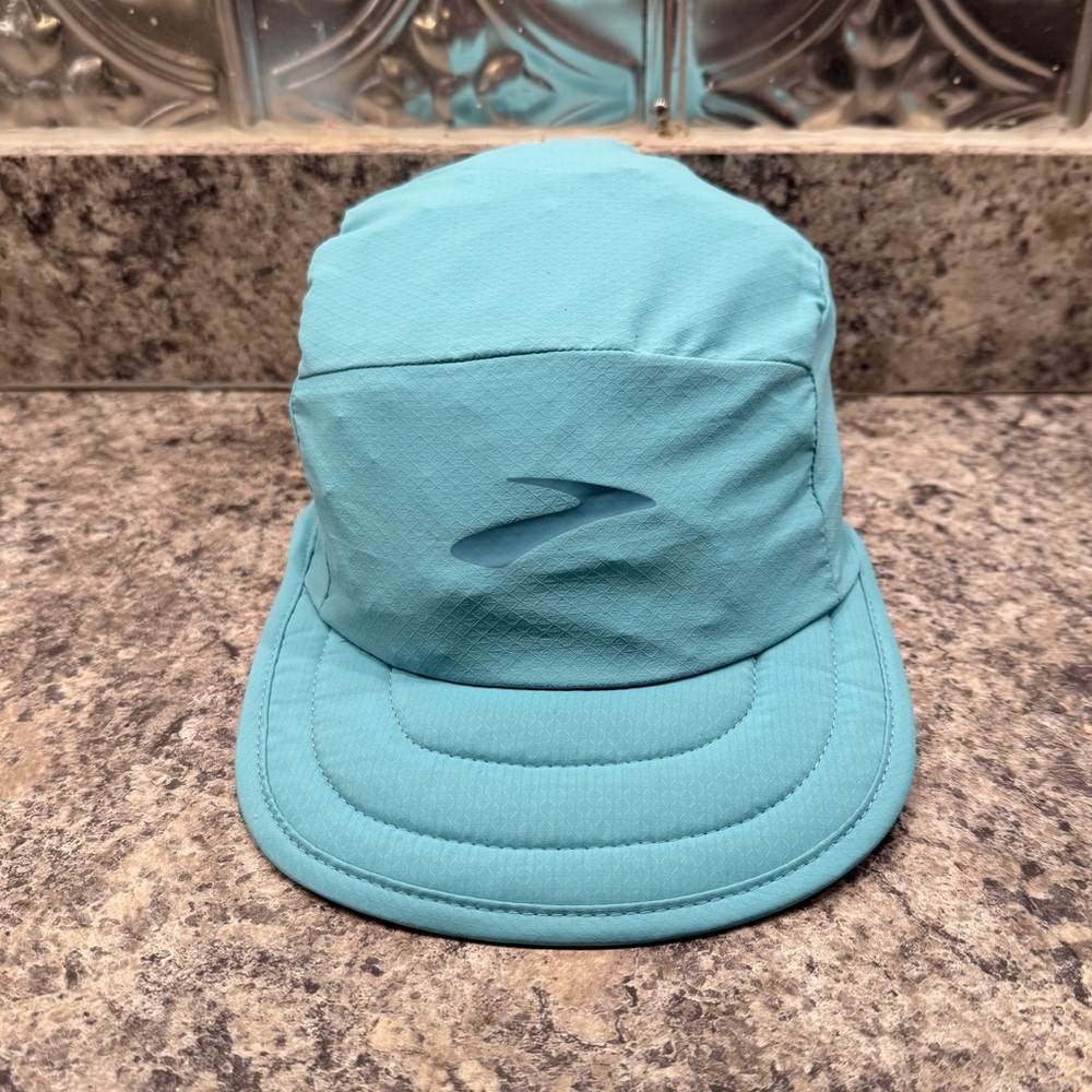 Brooks Lightweight Packable Hat Light Blue